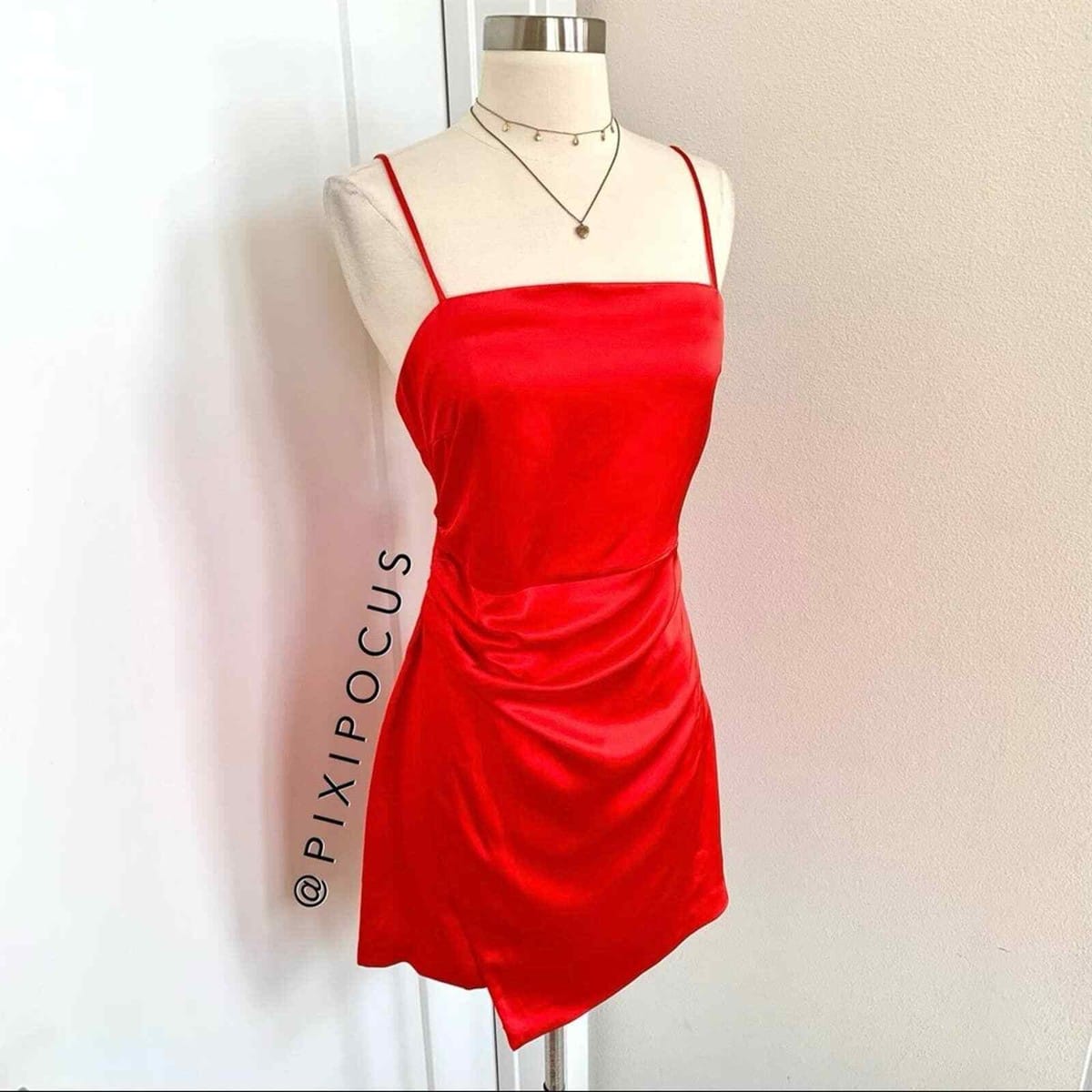 Robe en Satin Élégante, Robe Slim pour Occasion