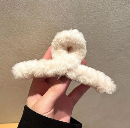 Pince à Cheveux en Peluche Blanche
