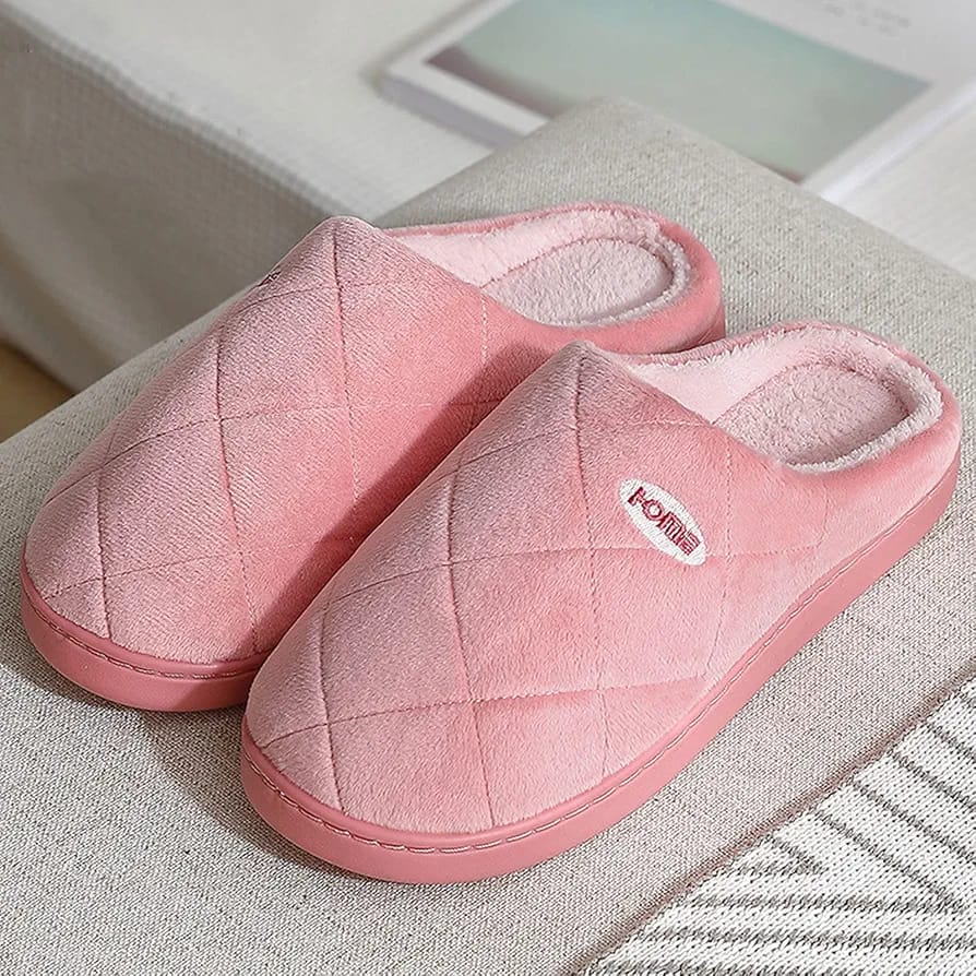 Women's Winter Slippers – Ultra Soft Lined Interior – Non-Slip Sole